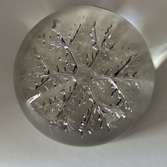 VINTAGE AVON Cristal 24% Lead Crystal Paperweight 3.5 France Clear Clean - Picture 9 of 10